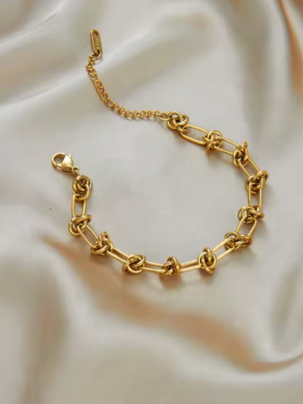 Knot Link Chain Bracelet